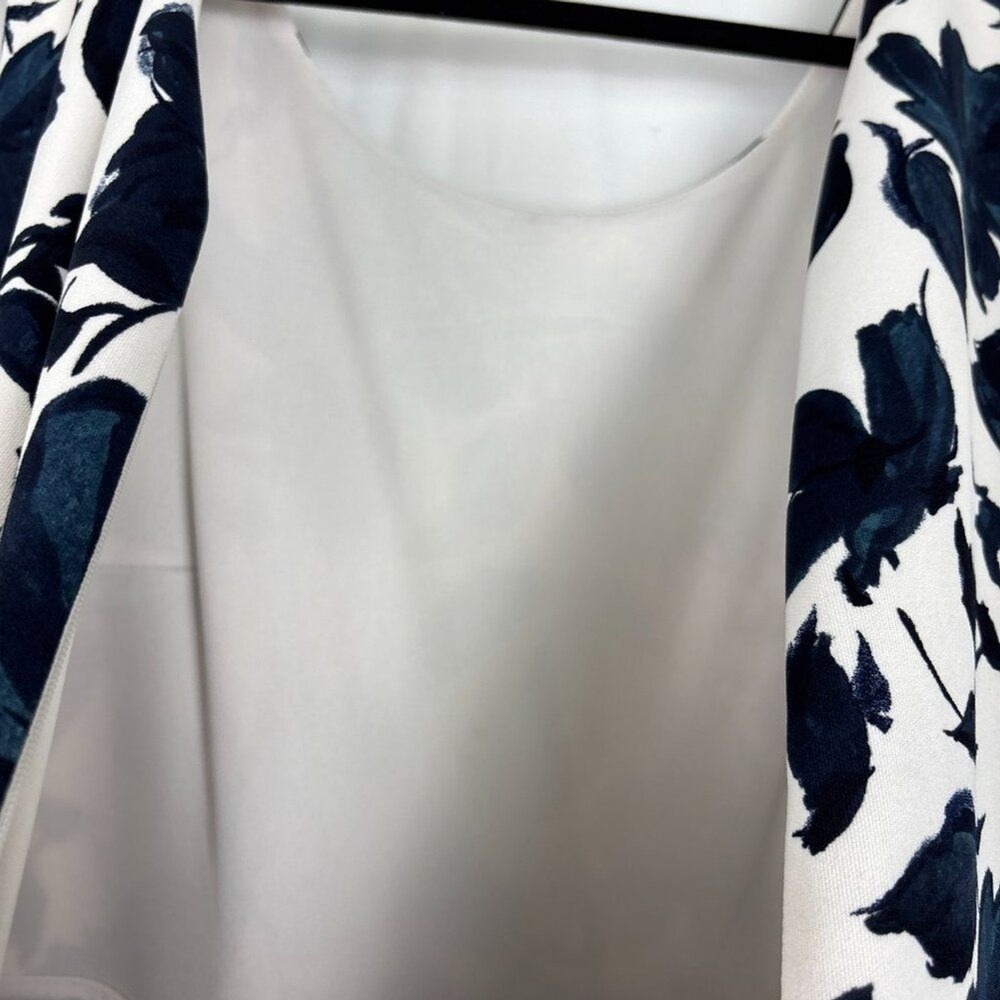 41‎ Hawthorn Dress Women's Size 1X White Navy Blue Floral Fit & Flare Sleeveless - Picture 7 of 15